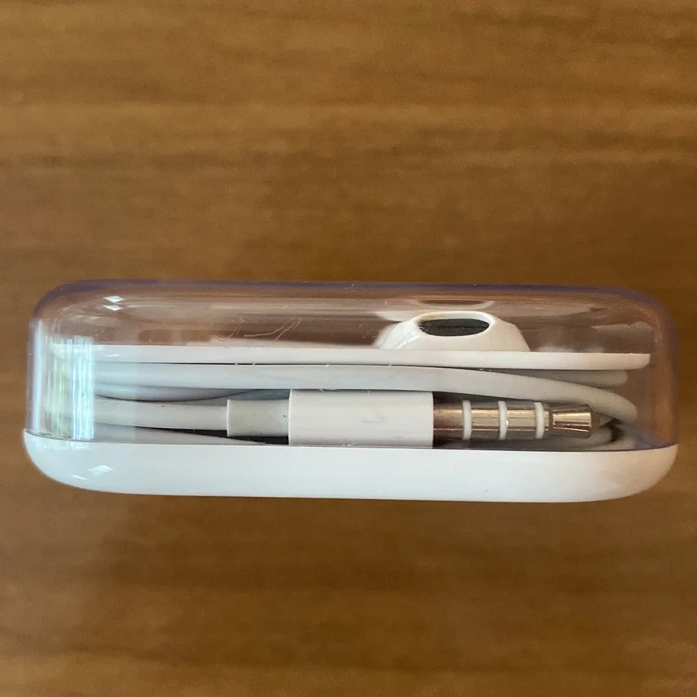 Apple EarPods Headphone Plug